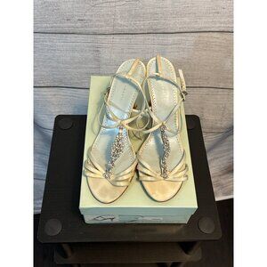 Grazia Alicia Silk Beaded Bridal Shoe Size 9.5